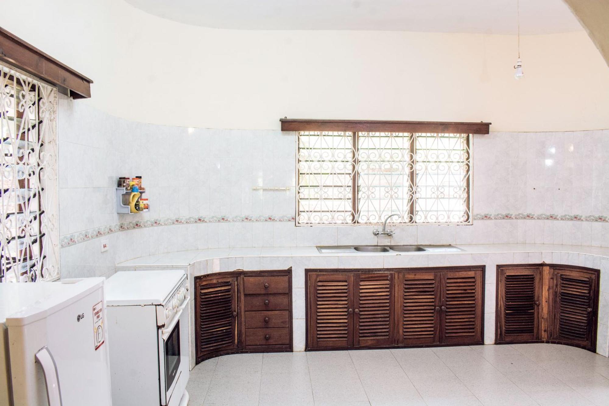 דיאני ביץ' Kijani Cottages In Diani מראה חיצוני תמונה