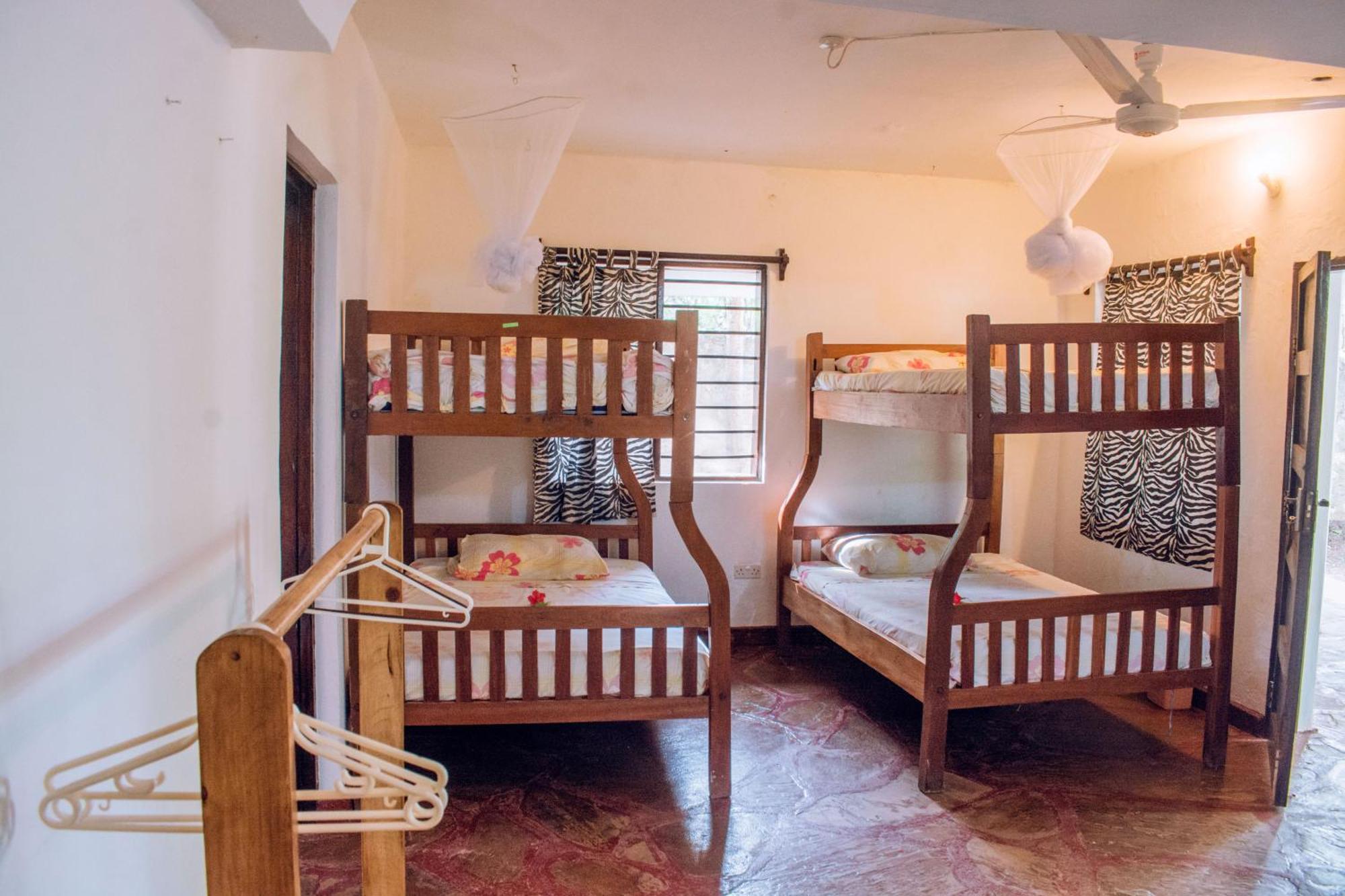 דיאני ביץ' Kijani Cottages In Diani מראה חיצוני תמונה