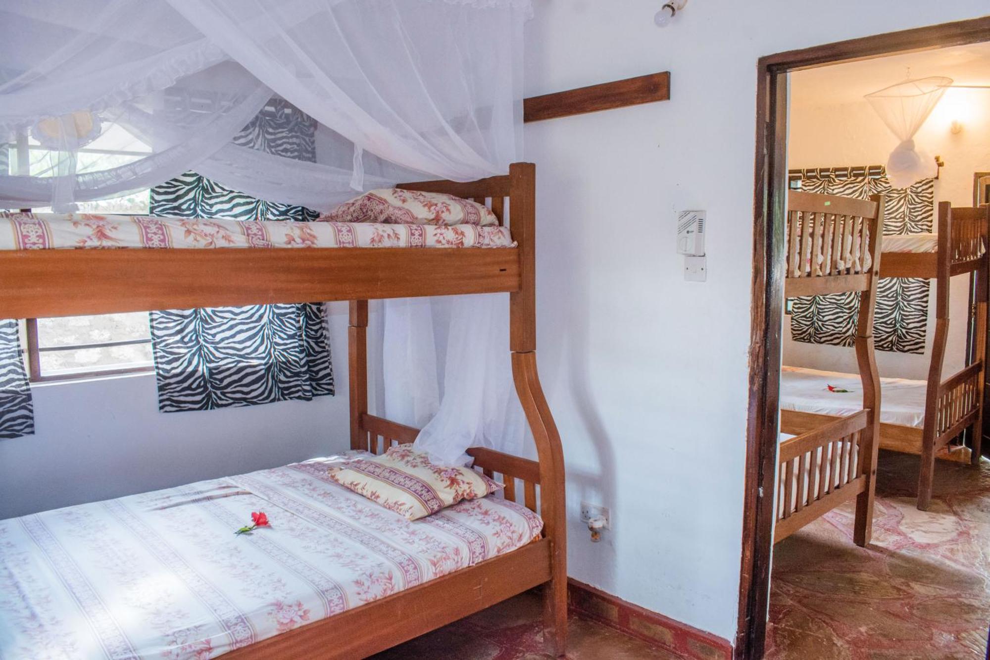 דיאני ביץ' Kijani Cottages In Diani מראה חיצוני תמונה