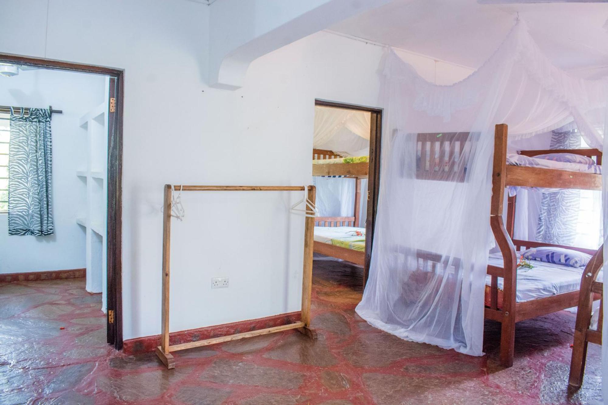 דיאני ביץ' Kijani Cottages In Diani מראה חיצוני תמונה