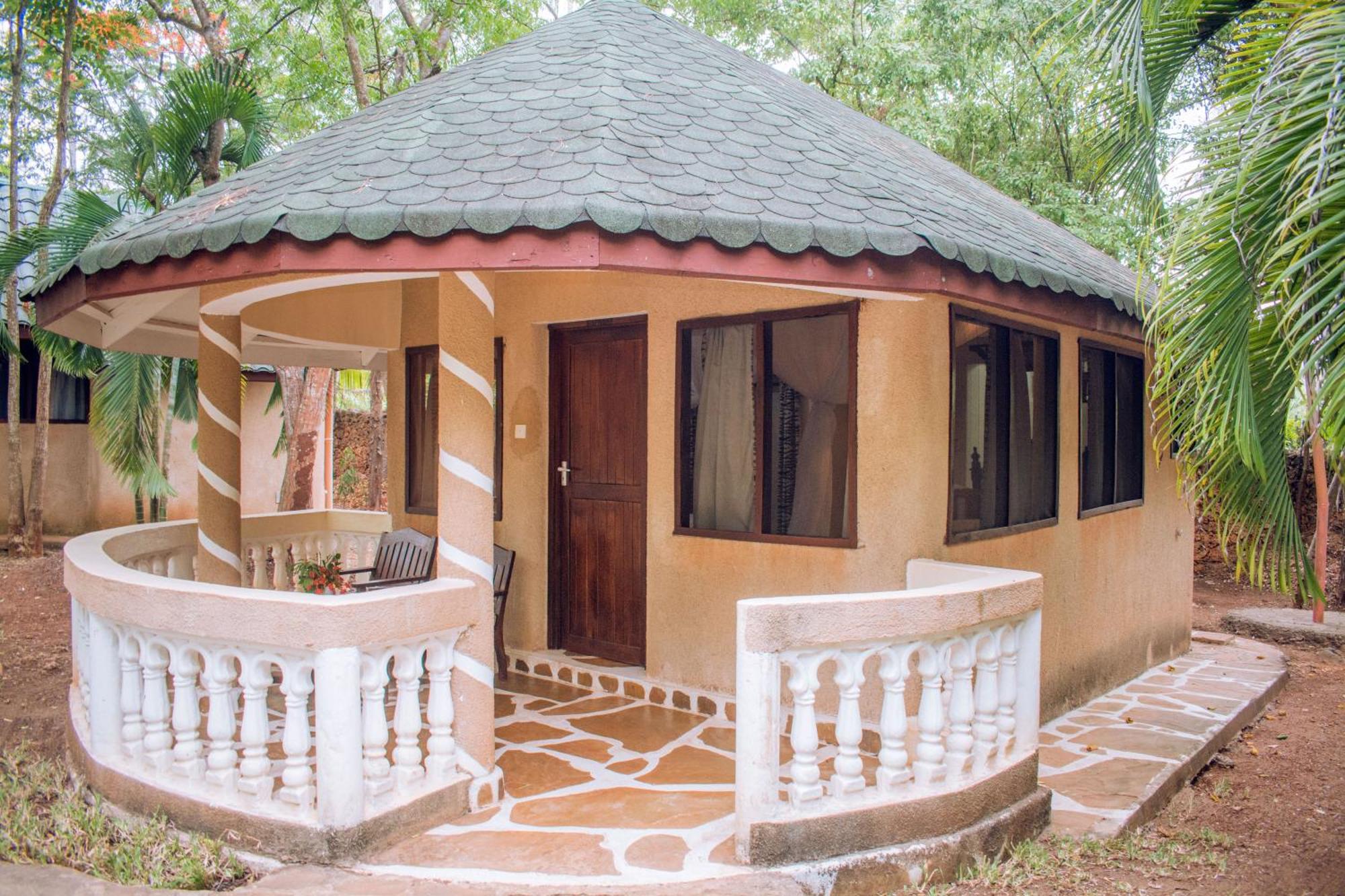דיאני ביץ' Kijani Cottages In Diani מראה חיצוני תמונה