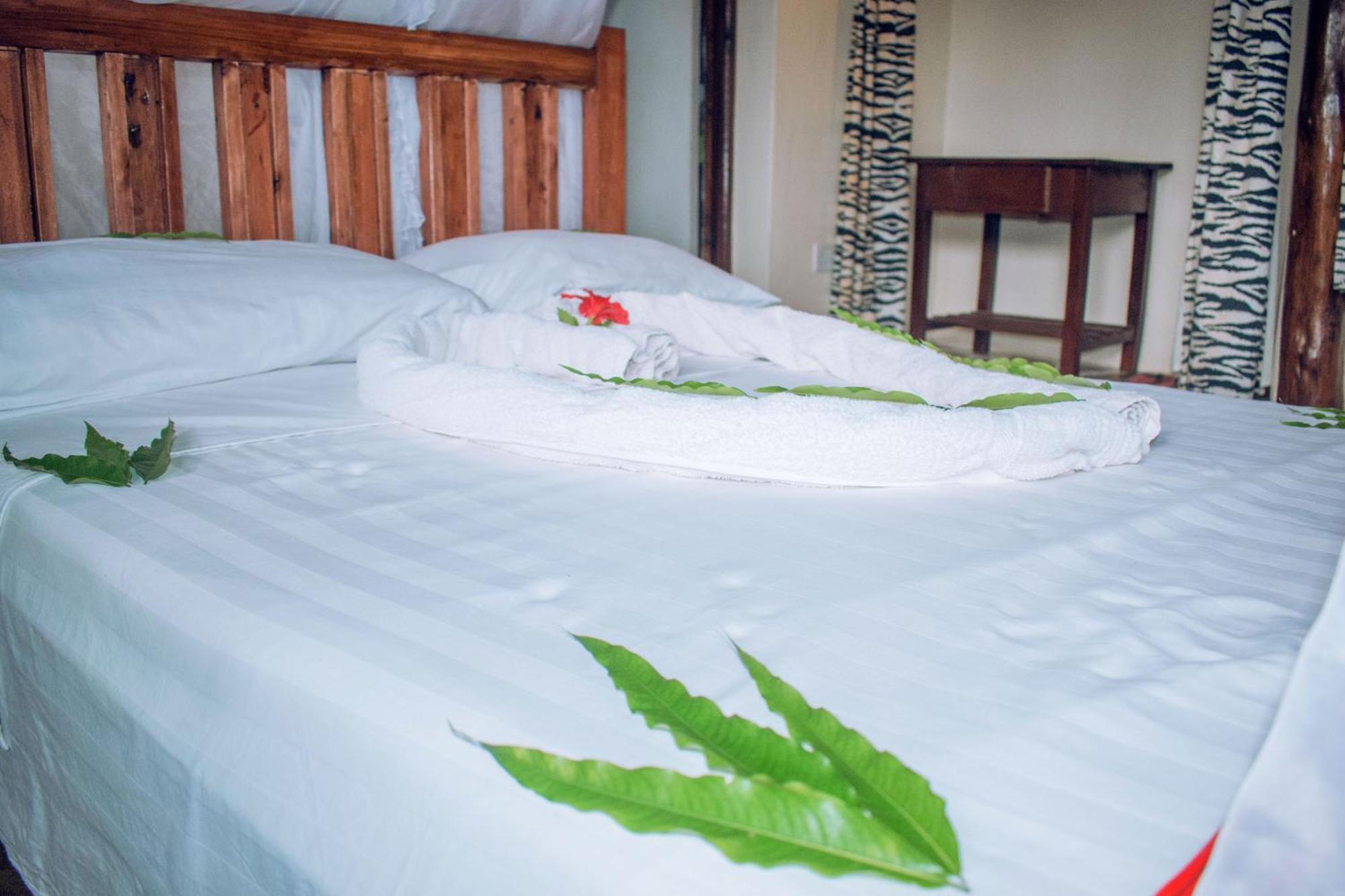 דיאני ביץ' Kijani Cottages In Diani מראה חיצוני תמונה